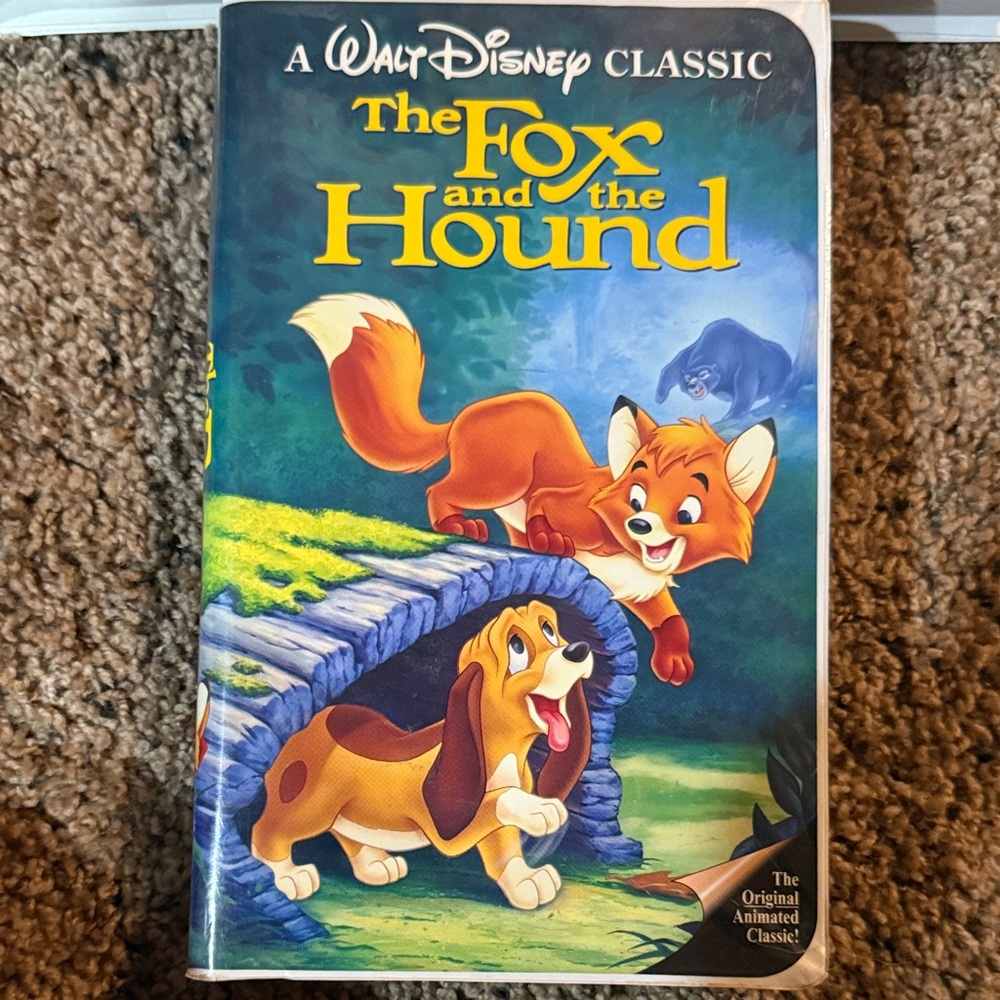 Disney VHS bundle - Picture 2 of 4
